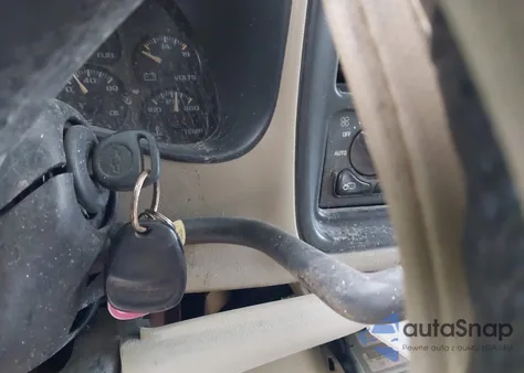 2002 Chevrolet Tahoe Lt z USA, uszkodzony, nr VIN 1GNEC13Z72J343096